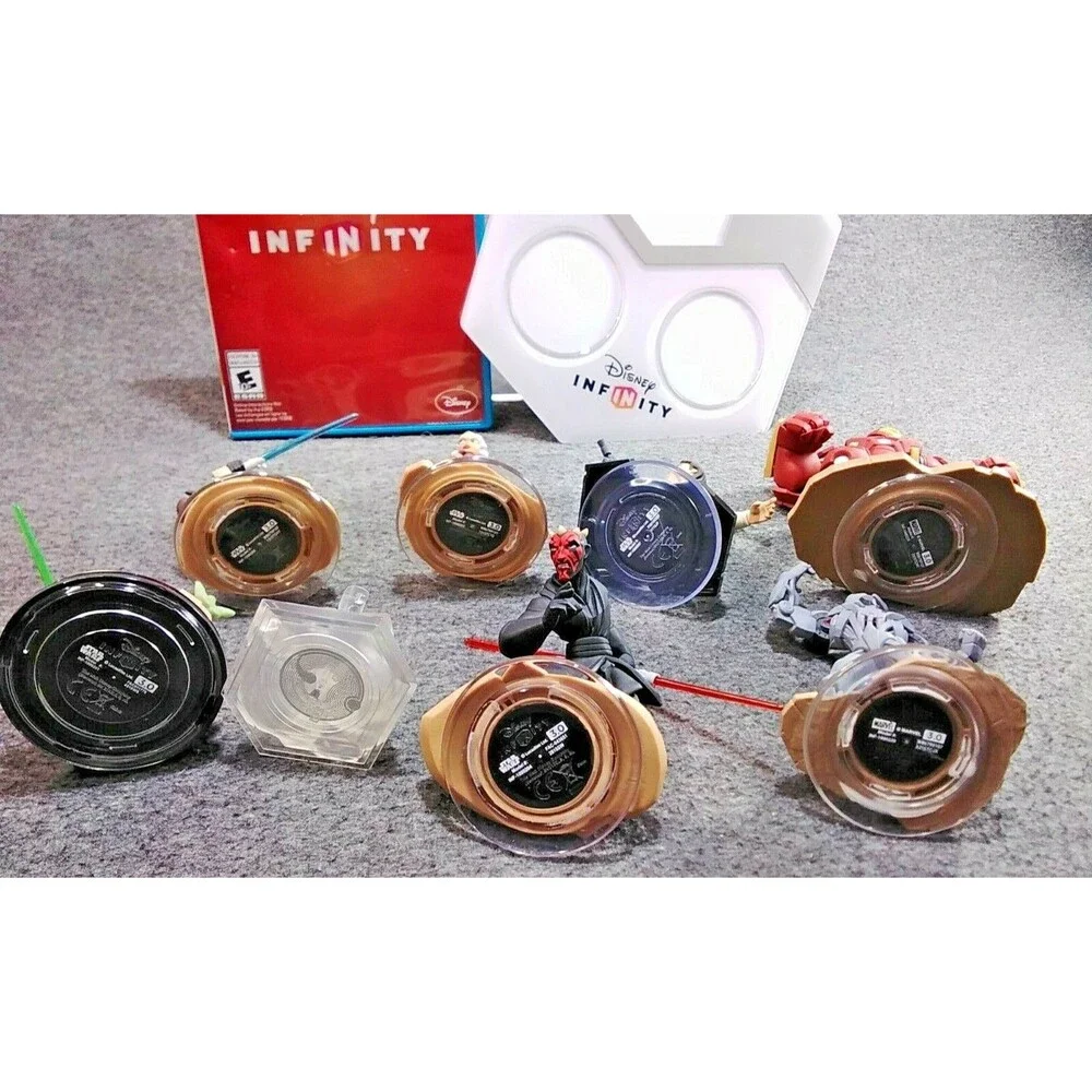 Lot Of Wii U Disney Infinity Game Portal W/ 6 Star Wars & 2 Marvel Infinity